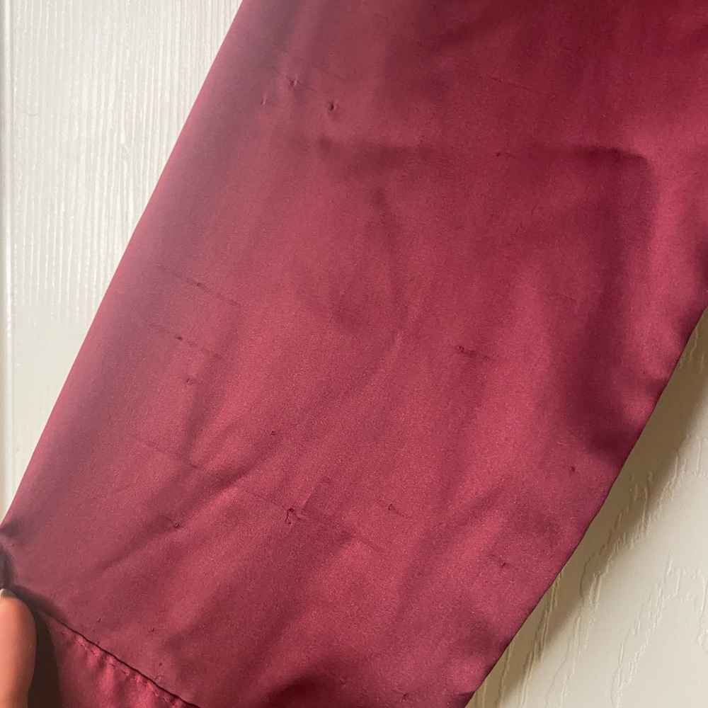 Maroon front twist slit silk dress - Picture 3 of 6